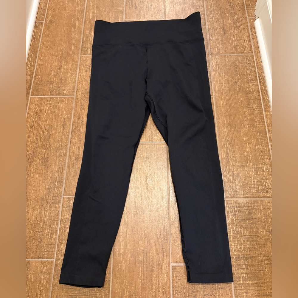 Athleta Women’s Black Ribbed Leggings Size XL
